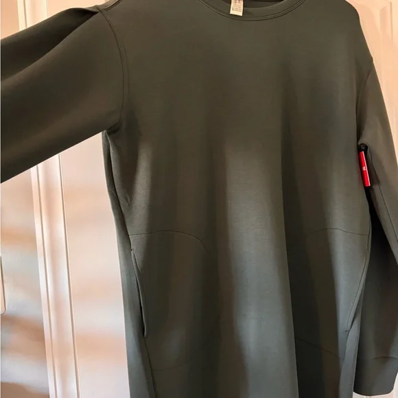 NWT Spanx Air Essentials Dress, Color: Dark Palm, Size Medium - Picture 2 of 7